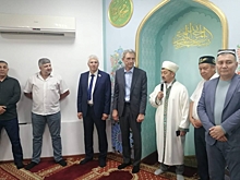 Омские единороссы поздравили мусульман праздником с Курбан Айт