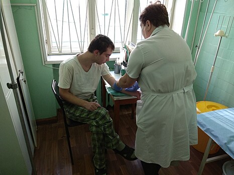 Нехватка врачей в РФ уничтожает сельскую медицину - Слуцкий