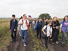 Глава Мордовии Артём Здунов вместе с молодёжью прошёл по турмаршруту республики