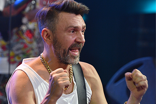 Актер Баринов: нецензурная лексика уместна в кругу близких людей, но не на сцене