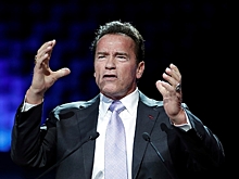 Звезды бегут от пожаров в Лос-Анджелесе