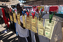 Как Зимбабве, Россия и США спасают свои экономики суррогатными валютами