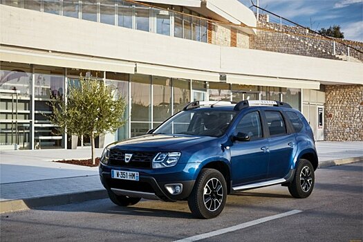 Снимки обновленного кросса Renault Duster показали на просторах Интернета