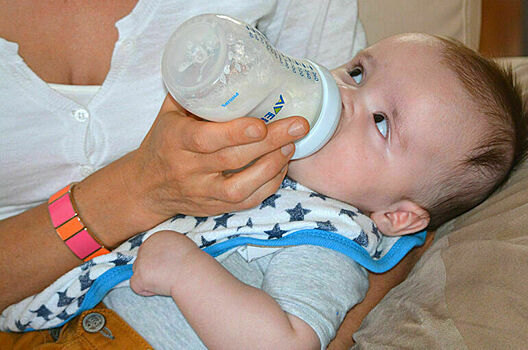 В России ограничат продвижение заменителей грудного молока