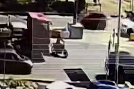 Baza: в Люберцах водитель фуры протащил десятки метров сбитого мотоциклиста