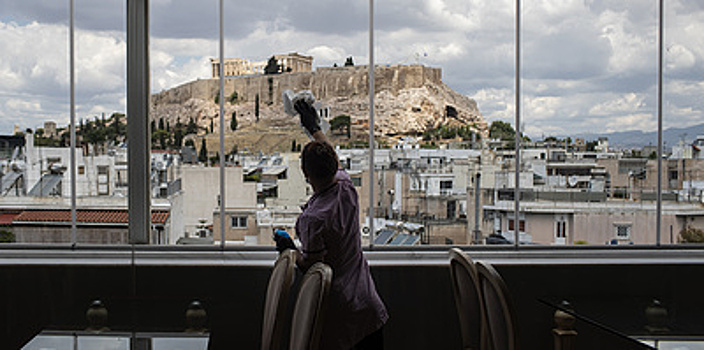 В Греции ждут туристов со всего мира, но боятся инфицированных коронавирусом