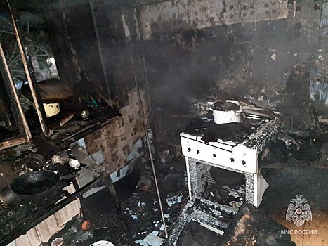 На пожаре в многоквартирном доме в Новотроицке спасли 18 человек