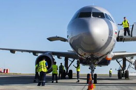 Авиакомпания "Азимут" открывает регулярные рейсы из Ростова в Бишкек и Ереван