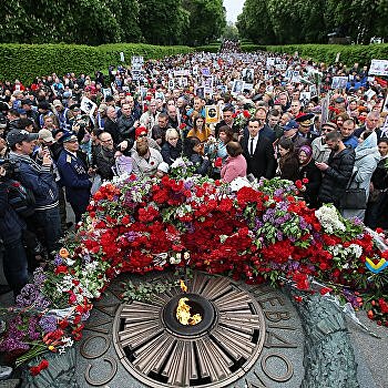 Немного разума в нацистской среде. Украинская неделя в фотографиях