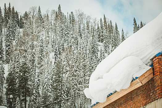 Кузбасская УК получила штраф в 500 000 рублей за снег