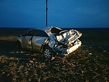 Под Ейском Toyota Camry улетела с трассы в поле, погиб человек