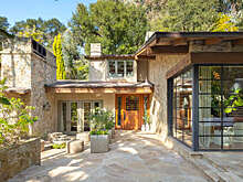 Дженнифер Лопес продает дом в Калифорнии за $42,5 млн