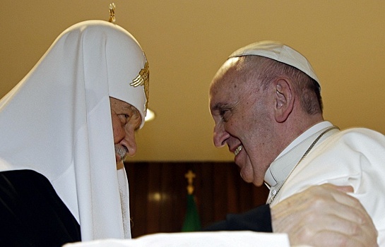 Патриарх Кирилл и папа римский подписали декларацию