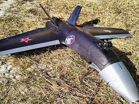 В челябинском районе авиамоделист запустил модель космического челнока «Буран»