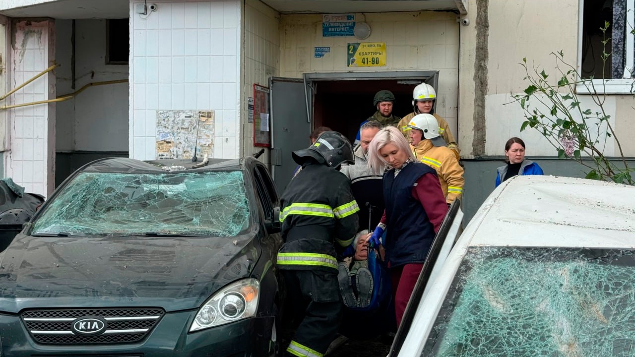 Гладков сообщил о 19 пострадавших при обрушении дома в Белгороде