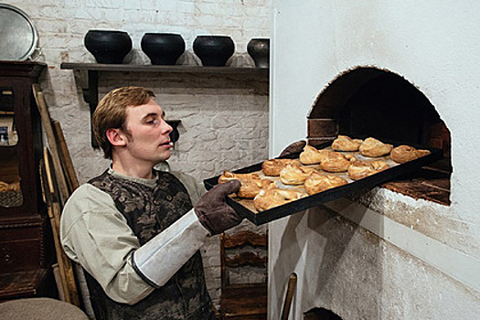 История на вкус: где в России можно попробовать традиционную выпечку, которая готовится по старым рецептам