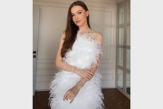 Блогерша превратила дешевое платье в свадебное и всех удивила