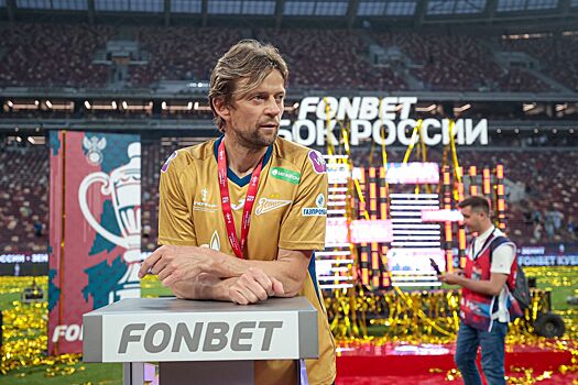 «Мы шутили, что он ждёт, когда кто-то в «Зените» выпадет». Аршавин — о форме Тимощука