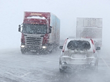 На трассе в Волгоградской области ликвидировали затор из грузовиков