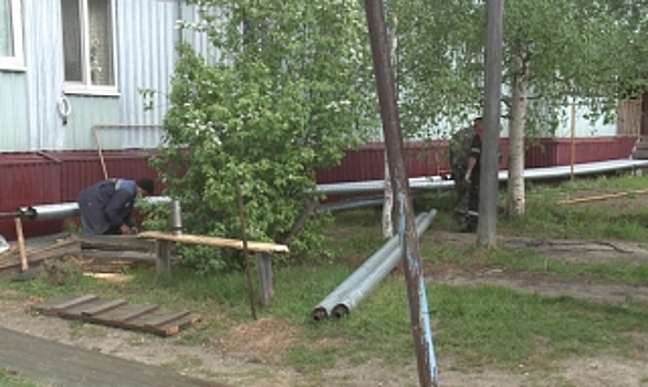 Аварий больше не будет. В Тарко-Сале меняют трубы в старой теплотрассе