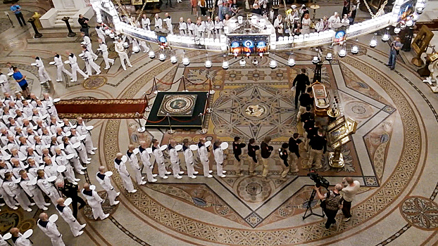 Икону Андрея Первозванного и мощи Федора Ушакова доставили в Кронштадт ко дню Военно-морского флота