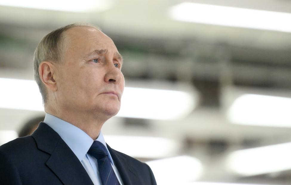 Путин: Запад уговорил Киев продолжать войну