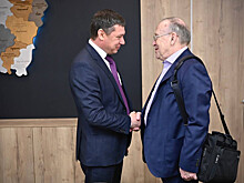 Евгений Первышов обсудил с Юрием Вяземским региональную олимпиаду «Умницы и умники»
