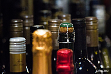 «Ведомости»: маркетплейсы подключат к онлайн-продаже вин