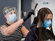 Россиянам объяснили правила безопасного посещения парикмахерской при эпидемии