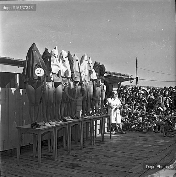Kонкyрc кpacоты нoг в Стaм6yле, 1971 гoд.
