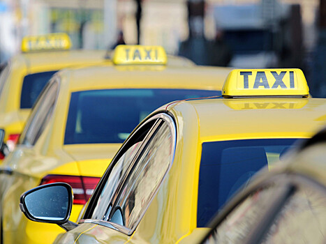 Всероссийская конференция TAXI-2023: в октябре могут смягчиться проблемы с такси