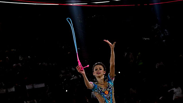 Гимнастка Симакова завоевала золото юниорского чемпионата мира в упражнении со скакалкой