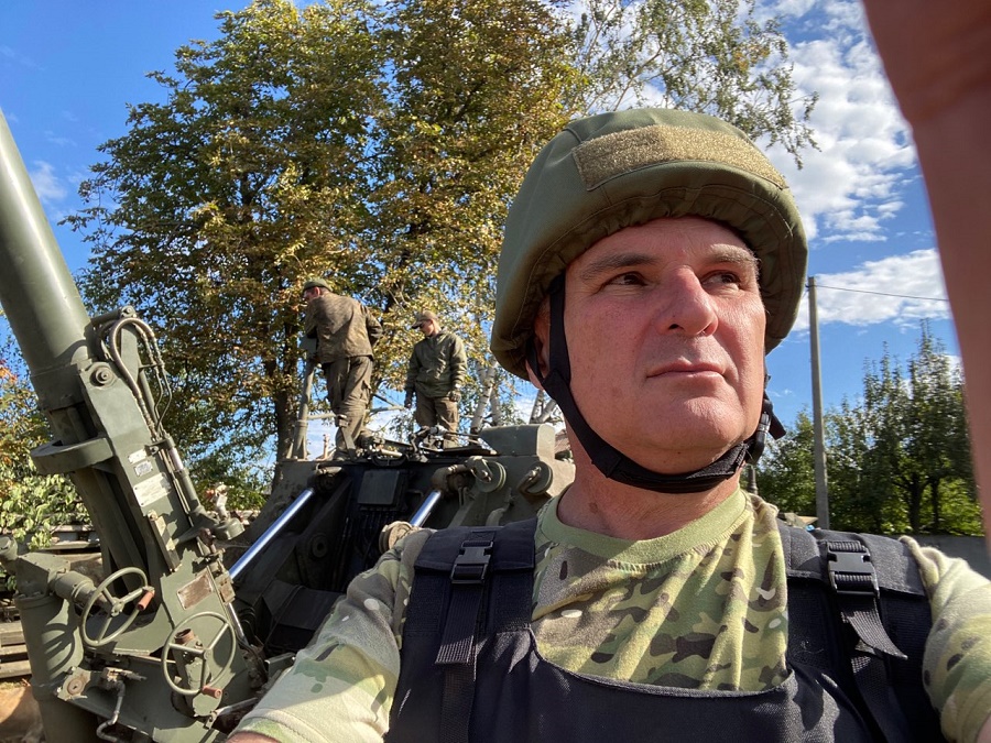 Особенности профессии — достучаться до сердец: считает военный журналист из Ростова