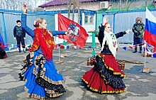 В Ставрополе провели "Национальный фестиваль блинов" на праздновании Масленицы