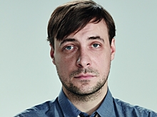 Евгений Цыганов: «В Петербурге больше проблем с работой, чем в Москве, поэтому есть время на творчество»