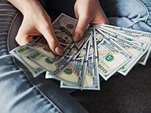 Аналитик оценил вероятность возвращения доллара к 50 рублям