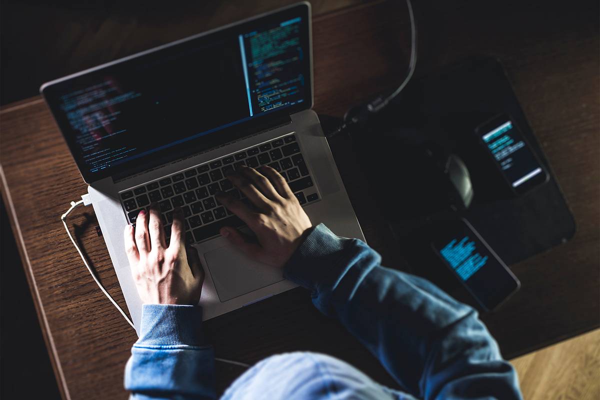 Особый навык помог хакеру украсть у россиян миллионы рублей