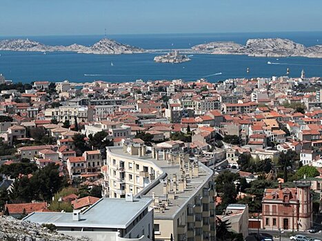 Власти Марселя сняли охрану с генконсульства РФ