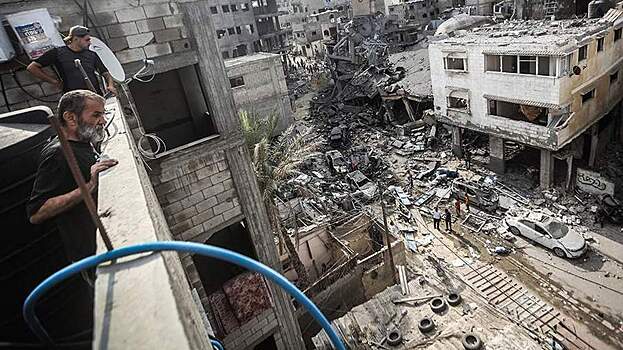 СМИ: ЦАХАЛ ведет артиллерийский обстрел лагеря беженцев Магази в секторе Газа