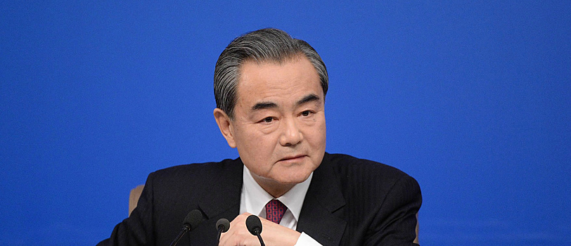 Ван И: США пытаются дестабилизировать Китай
