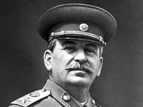 "Левада-Центр": россияне стали более безразлично относиться к Сталину
