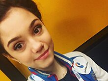 18-летняя Евгения Медведева рассказала, что носит исключительно драгоценности