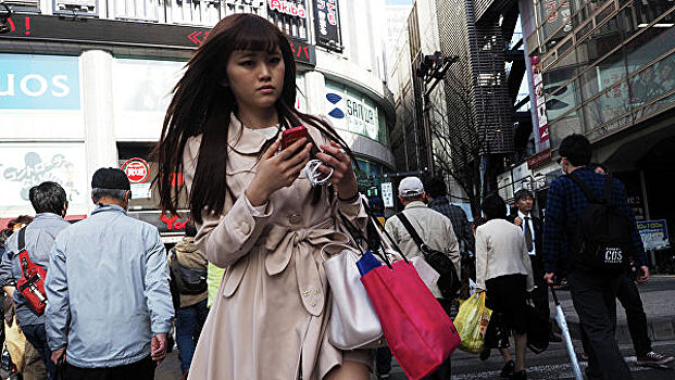 В парламенте Японии поспорили о женских каблуках
