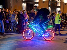 С огоньком: вечерний велопробег вместо выхлопных газов