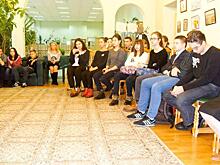 Платоновский урок провели в библиотеке на Усиевича