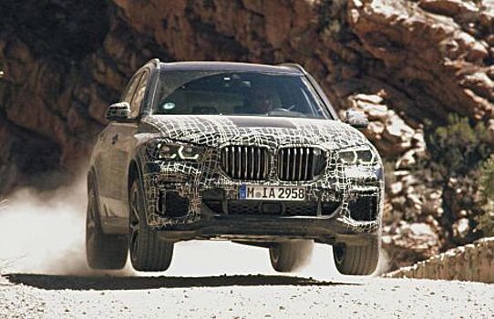 BMW приоткрывает завесу над новым X5