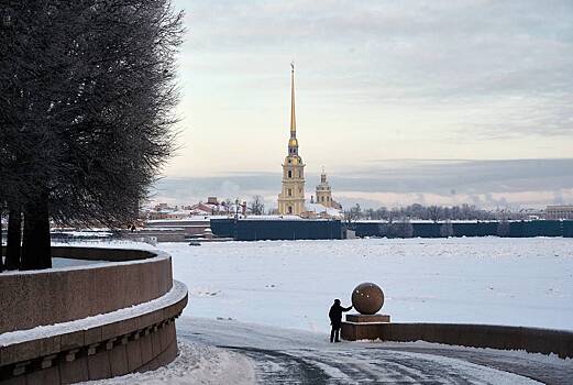 Иностранные туристы массово устремились в Россию