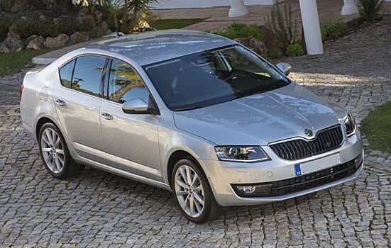 Продавец — перекуп? Как мы «покупали» Skoda Octavia III