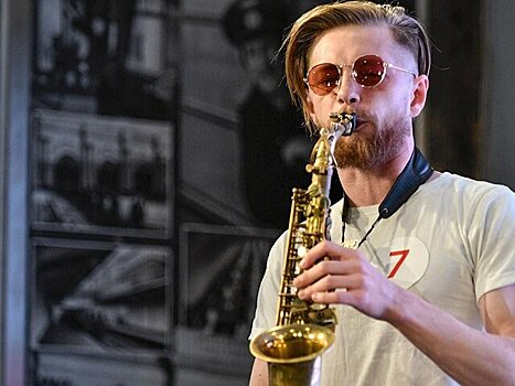 Свыше 2 тысяч заявок поступило на участие в проекте "Музыка в метро"