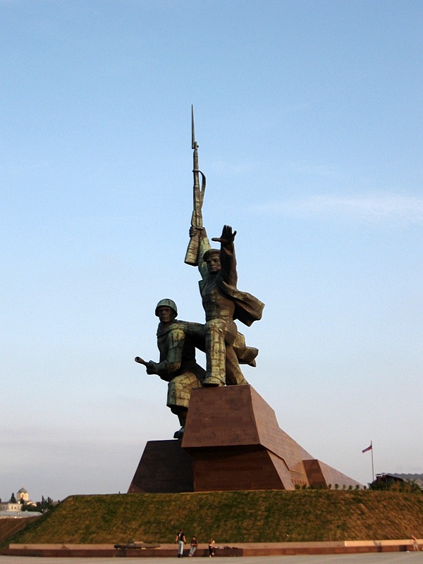 Скульптура «Солдат и матрос», Севастополь, Российская Федерация